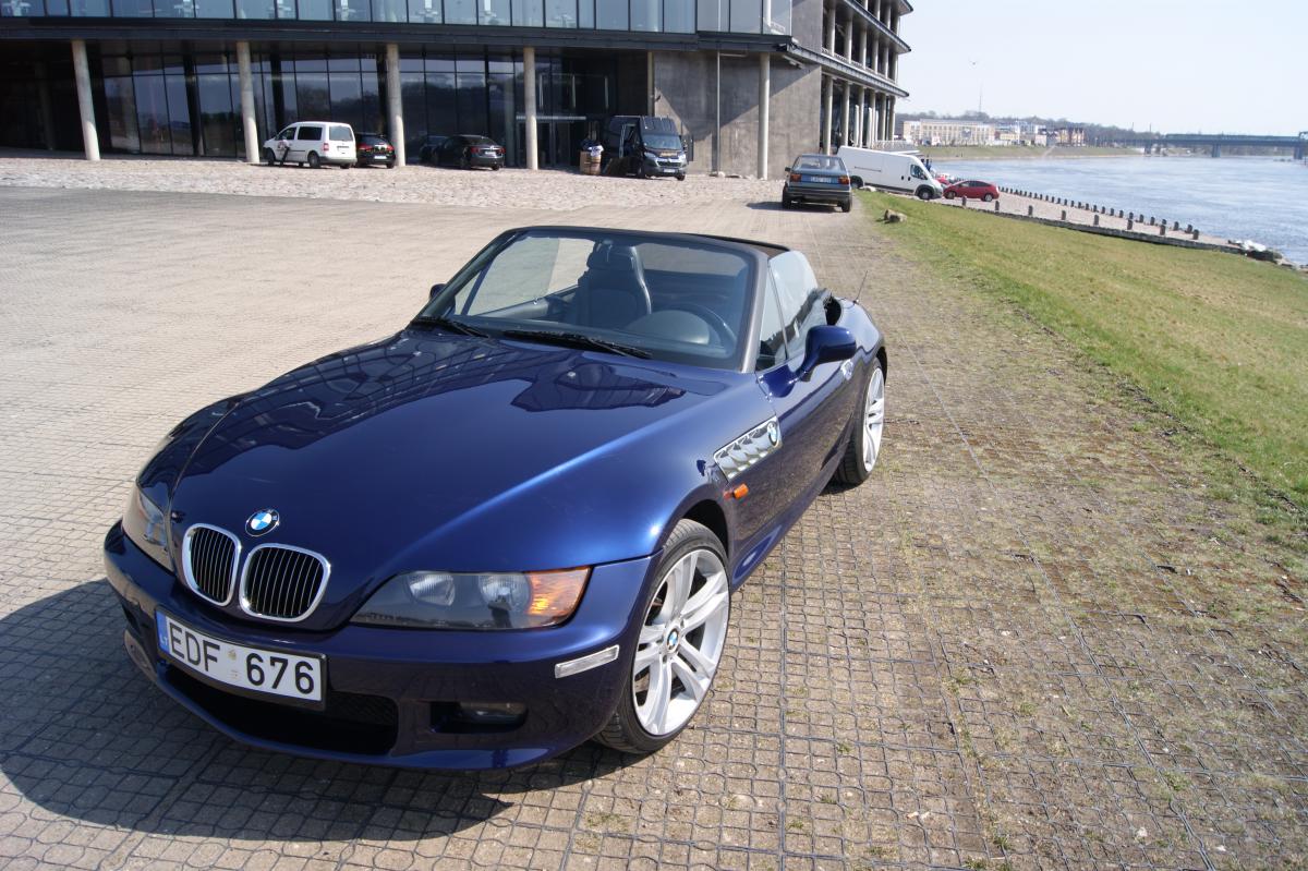 Dvivietis BMW Z3 kabrioletas asmeninėms fotosesijoms